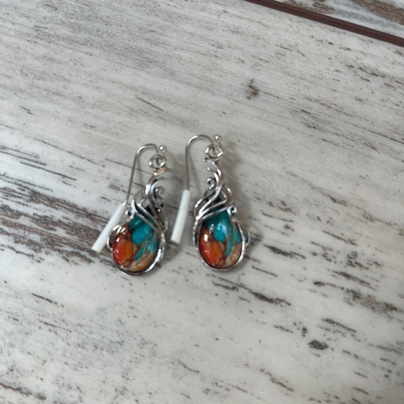 Bohemian Retro Turquoise Dangle Earrings - Picture 7 of 8